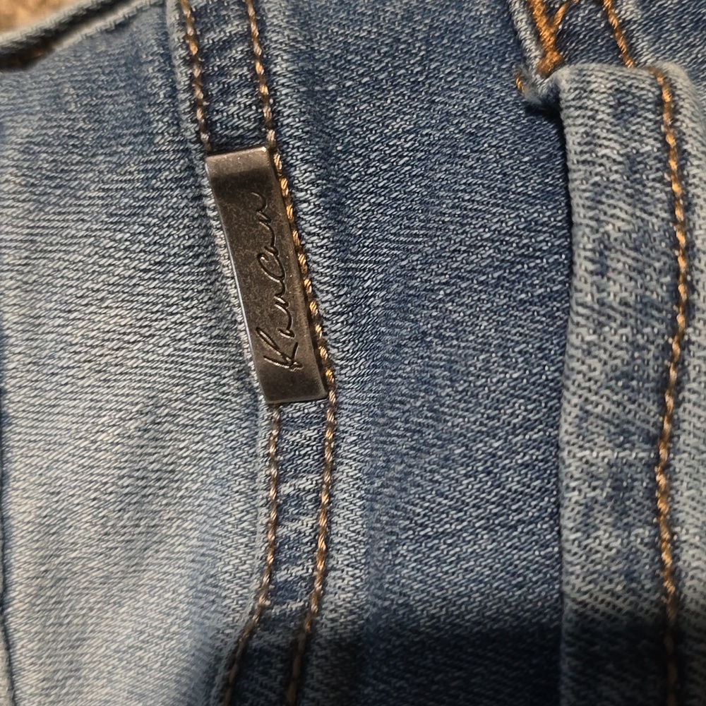 NWOT ladies KanCan jeans with rips skinny blue jeans size 1 waist 24 😍 - Picture 9 of 12